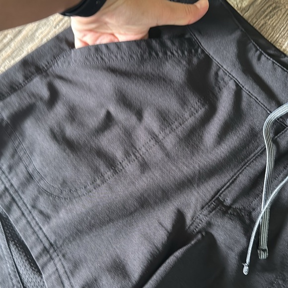 THE NORTH FACE WOMEN COMFY SHORTS, SIZE 8 - Picture 7 of 11